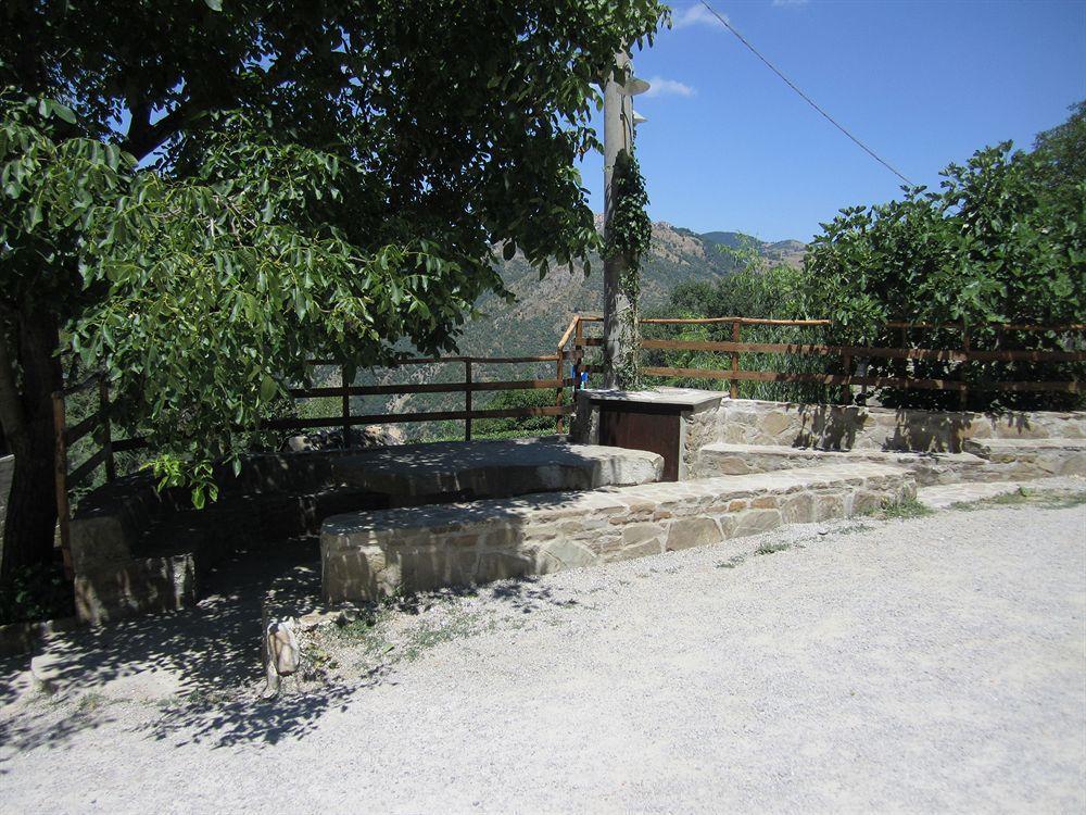 Agriturismo Grotta Dell'Eremita Albano di Lucania Экстерьер фото
