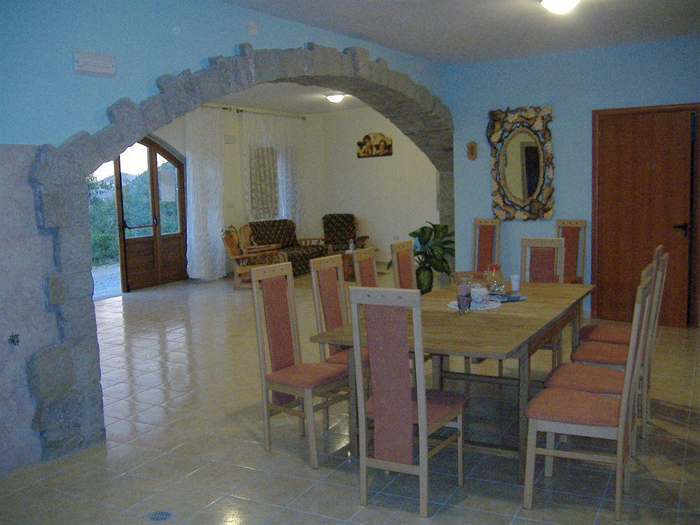 Agriturismo Grotta Dell'Eremita Albano di Lucania Экстерьер фото